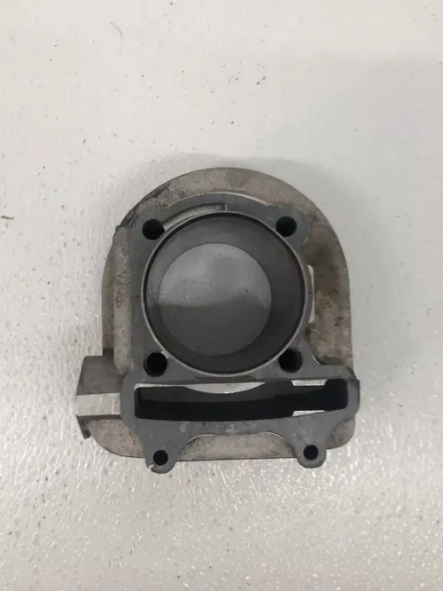 Polaris RZR 170 RZR170 UTV Side By Side OEM Cylinder HEAD 0454832