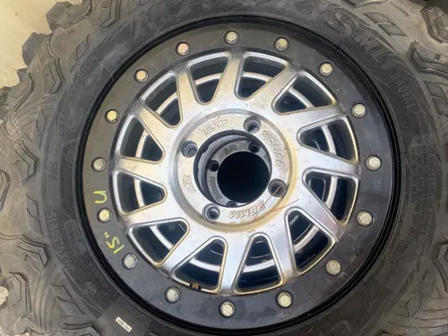 E - CAN AM X3 MAVERICK 1000 15" SQUAD A12 BEADLOCK WHEELS 4/137 29" MAXXIS TIRES