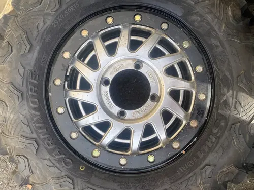 E - CAN AM X3 MAVERICK 1000 15" SQUAD A12 BEADLOCK WHEELS 4/137 29" MAXXIS TIRES