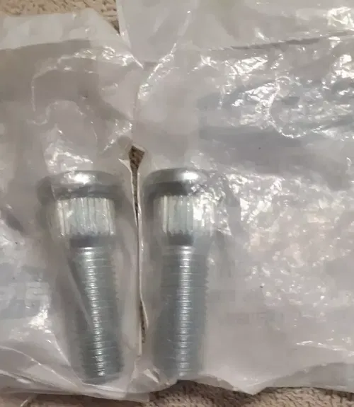 OEM POLARIS WHEEL STUD SET OF 2 RANGER RZR BRUTUS 7519753 NEW 7519128