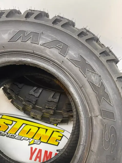 NEW FRONT OEM MAXXIS TIRES YFZ450R BANSHEE BLASTER RAPTOR 21X7X10 YAMAHA HONDA