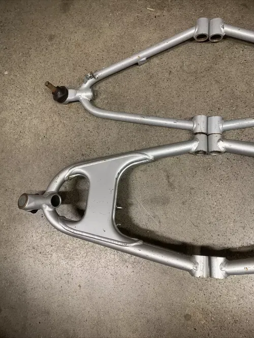 OEM HONDA 2004 2005 TRX450R A-ARMS UPPER LOWER LEFT RIGHT TRX 450R BARE READ