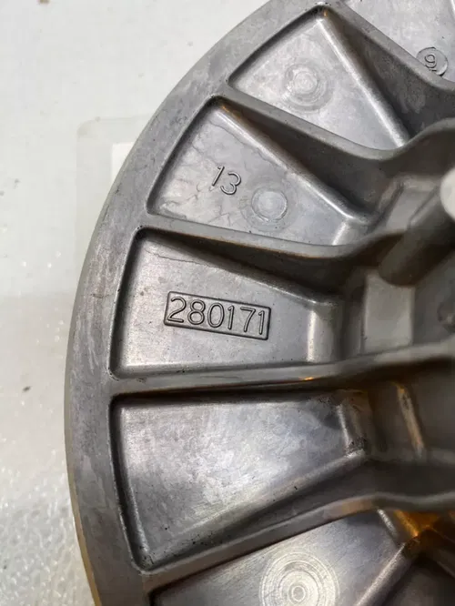 NEW CanAm Outlander Renegade Maverick Commander Secondary Clutch Assembly 1000