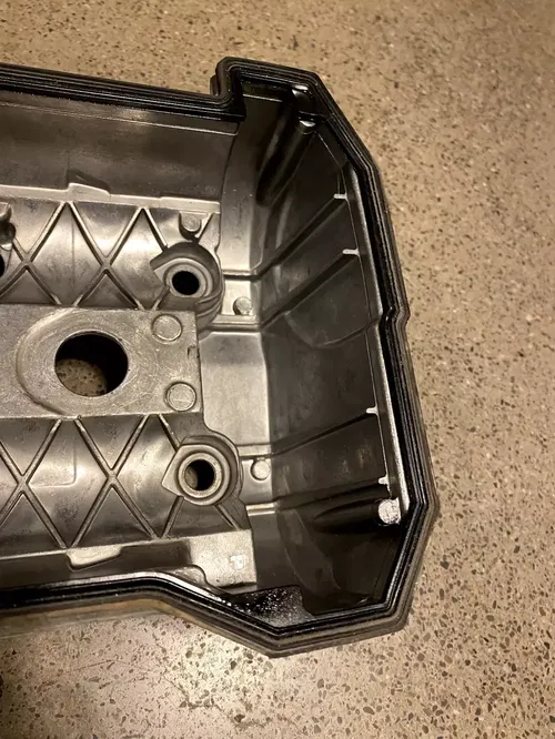 18 Can Am Maverick X3 Turbo XDS 900 Engine Motor Cylinder Head Valve Cover Panel