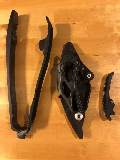 OEM 2023 23 KTM 300 SX XC 300SX REAR SWINGARM CHAIN SLIDER GUIDE SPROCKET COVER