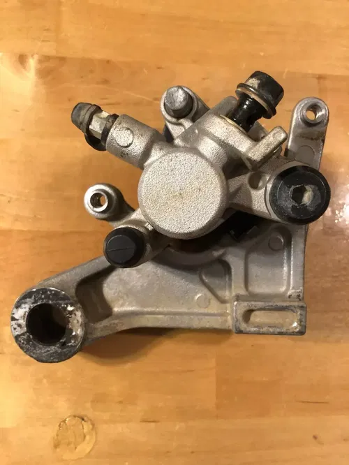 HONDA CRF150R CRF CRF150R 150R REAR BRAKE CALIPER 150RB 43150-KSE-006
