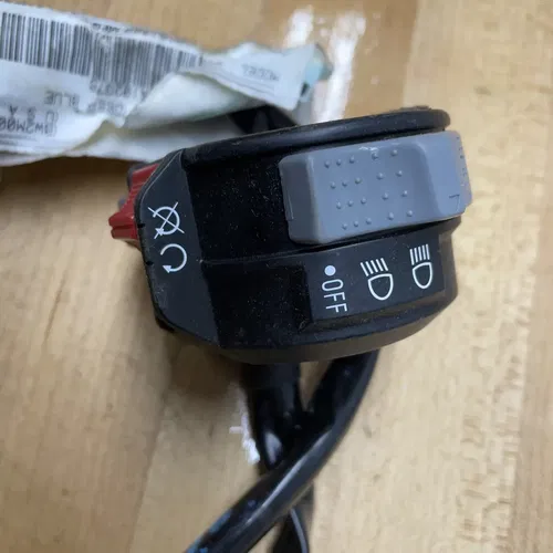 New Genuine YAMAHA RAPTOR 700 06-24 RUN LIGHT START Kill SWITCH Button On-Off