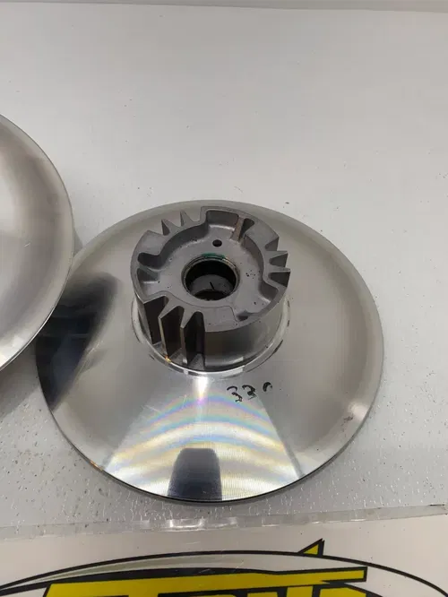 NEW CanAm Outlander Renegade Maverick Commander Secondary Clutch Assembly 1000