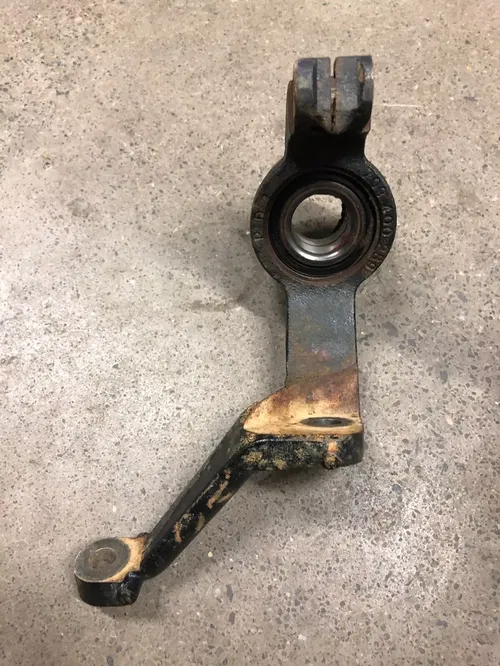 07 2007 OEM CAN-AM OUTLANDER 650 4X4 FRONT RIGHT SPINDLE KNUCKLE RH R