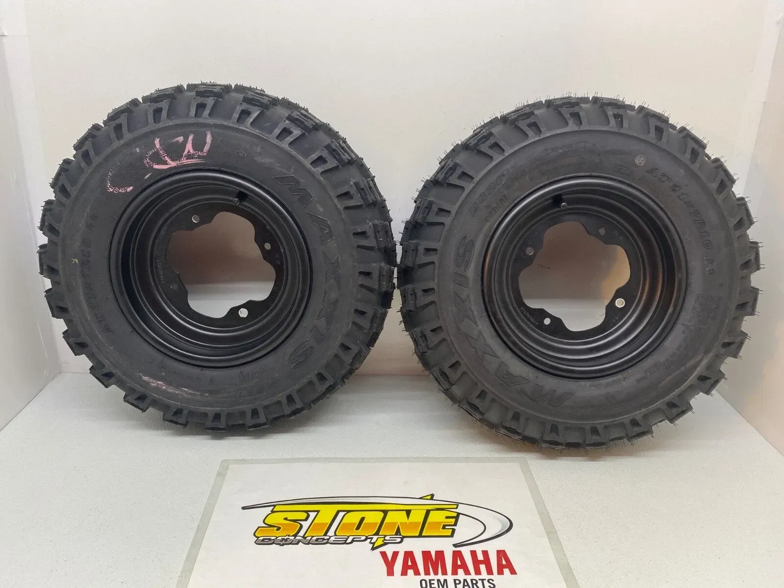 FRONT OEM BLACK WHEELS & MAXXIS TIRES 10X5.5 YAMAHA WARRIOR 350 4/156 21X7X10