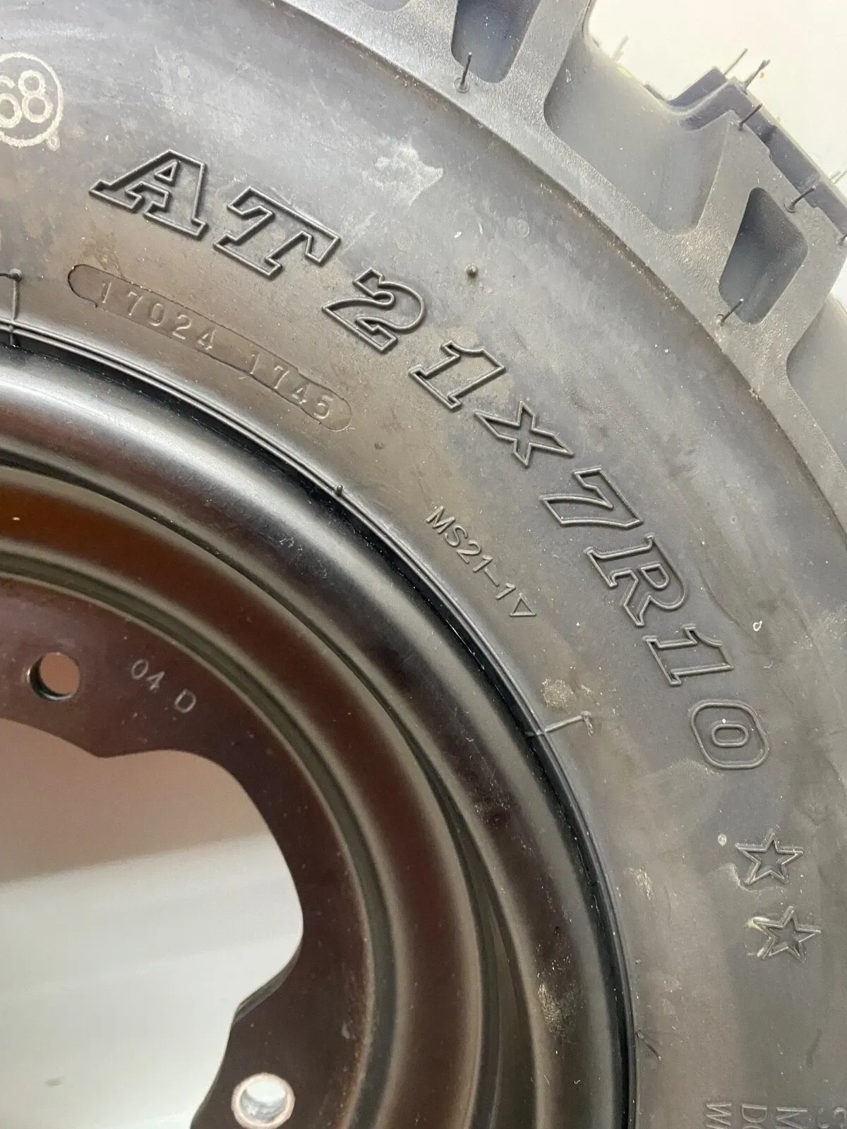 FRONT OEM BLACK WHEELS & MAXXIS TIRES 10X5.5 YAMAHA WARRIOR 350 4/156 21X7X10