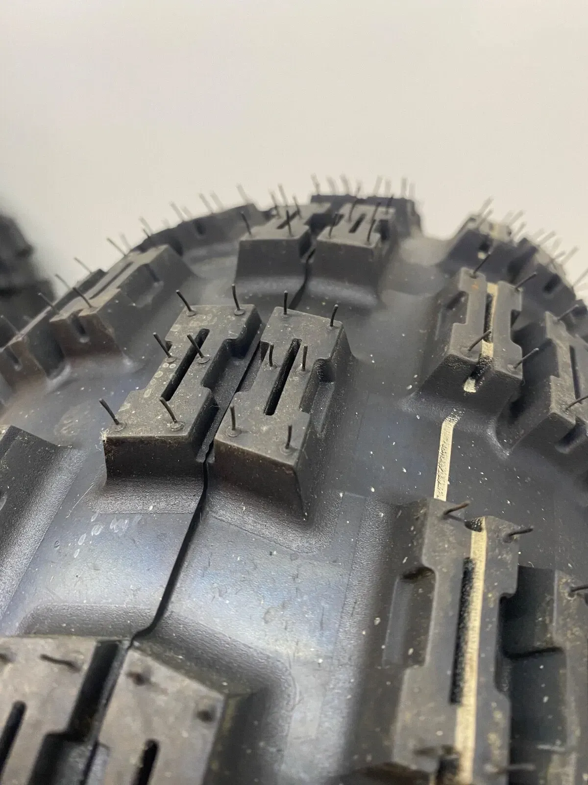 FRONT OEM BLACK WHEELS & MAXXIS TIRES 10X5.5 YAMAHA WARRIOR 350 4/156 21X7X10