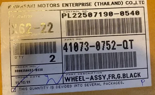 OEM -- 18-25 KAWASAKI EX400 ER400 Z400 Ninja 400 Front Wheel Rim 41073-0752-QT