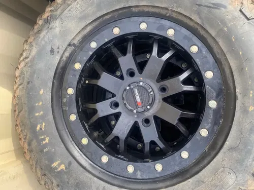 A - CAN AM X3 MAVERICK 1000 15" SYSTEM 3 BEADLOCK WHEELS 4/137 30" HOOSIER TIRES
