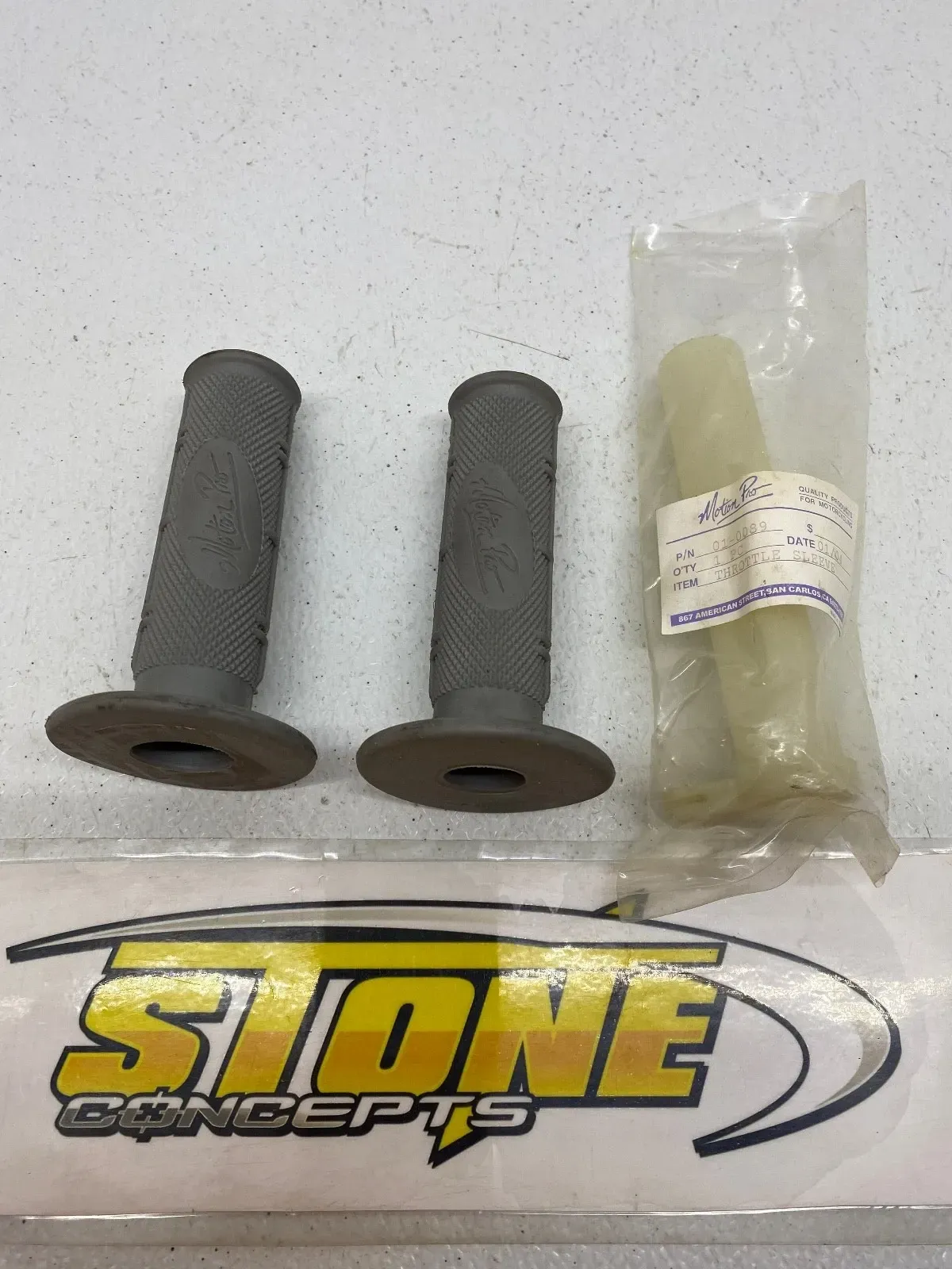 Motion Pro Replacement Straight Pull Throttle Sleeve 01-0089 & Grips