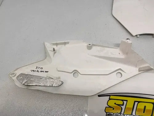 KTM OEM WHITE FRONT REAR NUMBER PLATE PLASTIC 125 150 250 300 350 450 SX SXF XCF