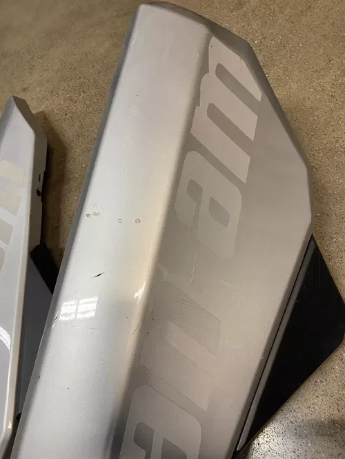 OEM CAN-AM MAVERICK TURBO X3 1000 LEFT DRIVER DOOR FRAME BAR COVER SKIN PLASTIC