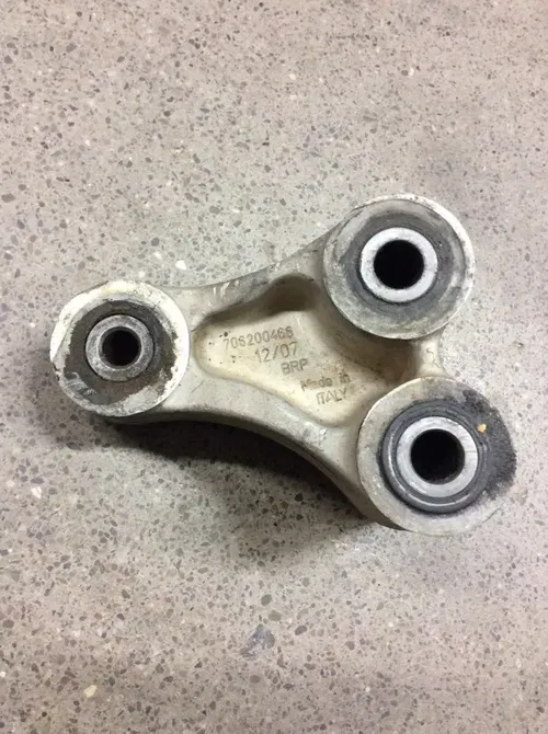 USED CANAM CAN AM DS450 DS 450 XXC XMX X STOCK REAR SHOCK LINKAGE KNUCKLE 08+ B