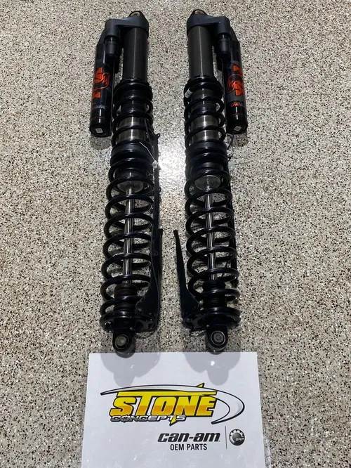 Can Am Maverick R SUSPENSION FOX SHOCK IBS LIVE VALVE REAR SET LEFT RIGHT