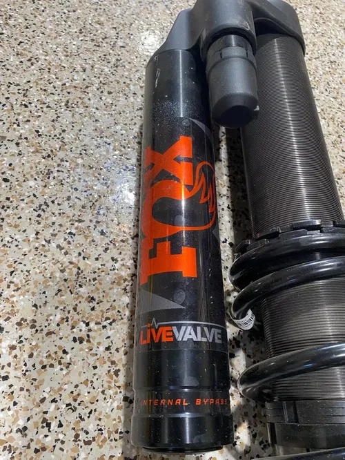 Can Am Maverick R SUSPENSION FOX SHOCK IBS LIVE VALVE REAR SET LEFT RIGHT