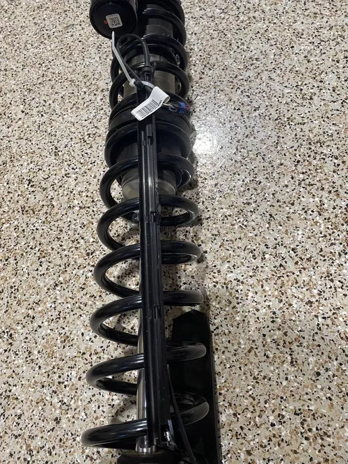 Can Am Maverick R SUSPENSION FOX SHOCK IBS LIVE VALVE REAR SET LEFT RIGHT