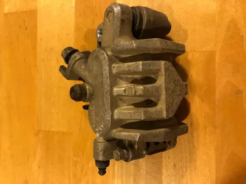 04-14 HONDA TRX450R TRX450ER FRONT BRAKE CALIPER RIGHT RH R OEM TRX 450R 450ER