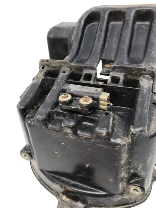 09-25 YAMAHA YFZ450R YFZ 450R OEM BATTERY BOX 18P-8212B-00-00 YFZ 450R