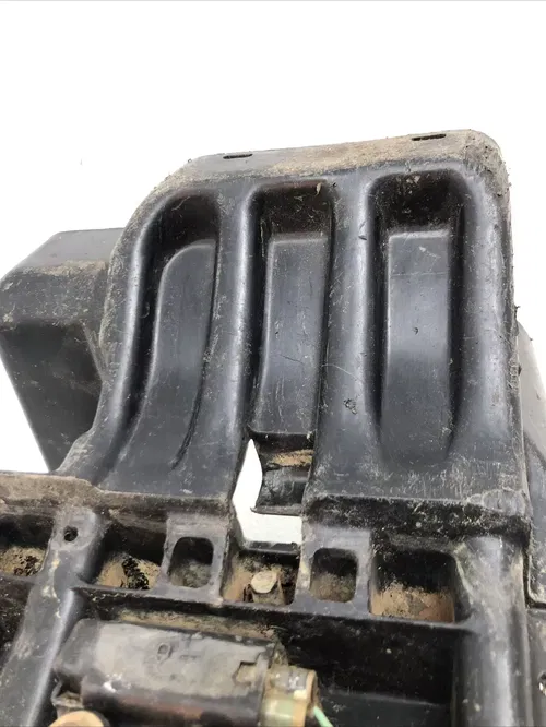 09-25 YAMAHA YFZ450R YFZ 450R OEM BATTERY BOX 18P-8212B-00-00 YFZ 450R