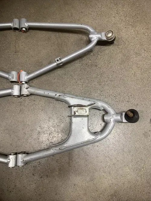 OEM HONDA 2004 2005 TRX450R A-ARMS UPPER-LOWER 04 05 TRX 450R ARMS BARE READ