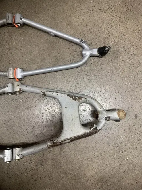 OEM HONDA 2004 2005 TRX450R A-ARMS UPPER-LOWER 04 05 TRX 450R ARMS BARE READ