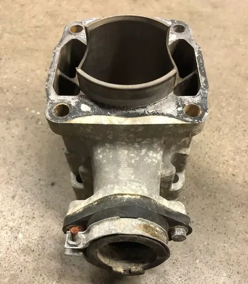 OEM Yamaha Exciter II Snowmobile Stock Cylinder Jug Barrel Set (2) 88R00 73MM