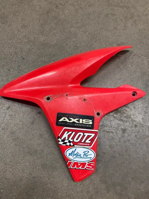 HONDA 450R TRX450R FRONT FENDER PLASTIC 2004 2005 RED LEFT 04 05 OEM