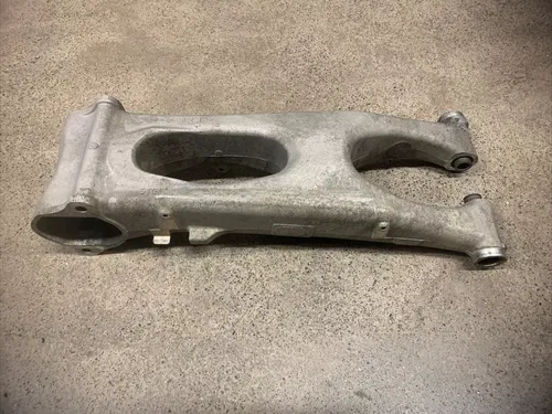 YAMAHA YFZ450 YFZ 450 SWINGARM SWING ARM 04-05 2004 2005