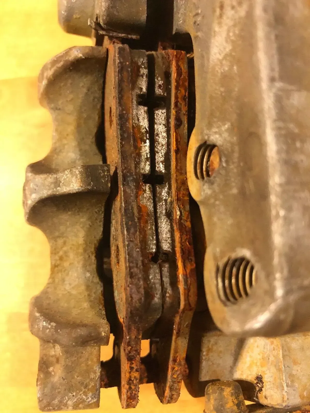 04-14 HONDA TRX450R TRX450ER FRONT BRAKE CALIPER RIGHT RH R OEM TRX 450R 450ER