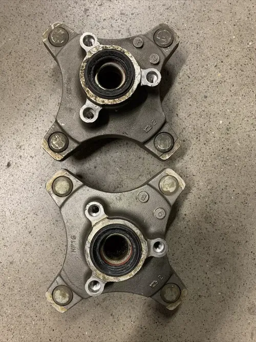 TRX HONDA TRX450R RIGHT LEFT 450R FRONT WHEEL HUBS HUB SET 06+ TRX450ER 450ER