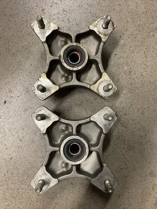 TRX HONDA TRX450R RIGHT LEFT 450R FRONT WHEEL HUBS HUB SET 06+ TRX450ER 450ER