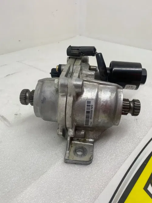 Can-Am Maverick R 2024 2025 Clutch Assembly Front Drive 705403619 SHAFT B