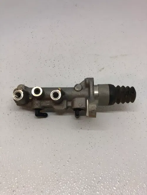 OEM 2017-2023 CAN-AM MAVERICK X3 BRAKE MASTER CYLINDER TURBO DEFENDER XDS DPS