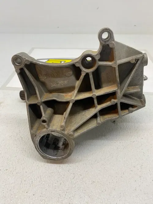Can-Am Maverick X3 Turbo R RR Engine Bracket PTO DRIVE SHAFT 420637600 420212631