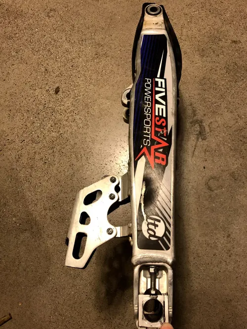 18 19 20 YAMAHA WR250F WR450F YZ250F YZ450F REAR SUSPENSION SWINGARM SWING ARM