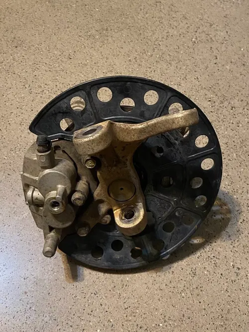 YAMAHA YFZ450 YFZ 450 FRONT WHEEL HUBS SPINDLES ROTORS CALIPERS OEM 04 05 06 07
