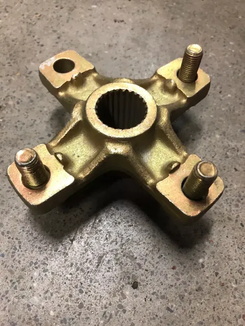 88-06 YAMAHA YFS200 YFS 200 BLASTER RIGHT REAR WHEEL HUB 2XJ-25383-00-00