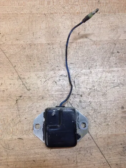 YAMAHA BLASTER YFS200 YFS 200 VOLTAGE REGULATOR RECTIFIER ELECTRIC OEM 88-06