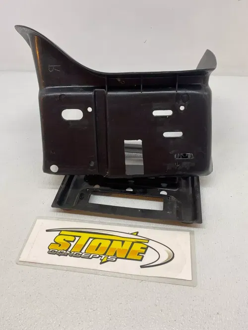 DRR 50 70 90 RIGHT SIDE FOOTWELL FLOORBOARD FLOOR BOARD FOOT REST 08-18 BASE