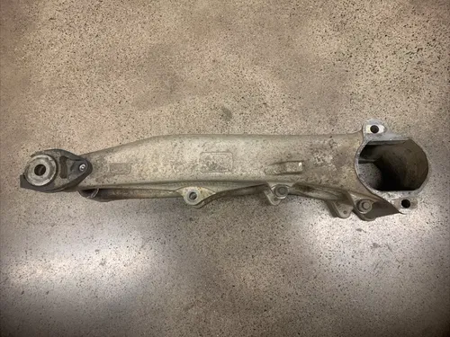 YAMAHA YFZ450 YFZ 450 SWINGARM SWING ARM 04-05 2004 2005