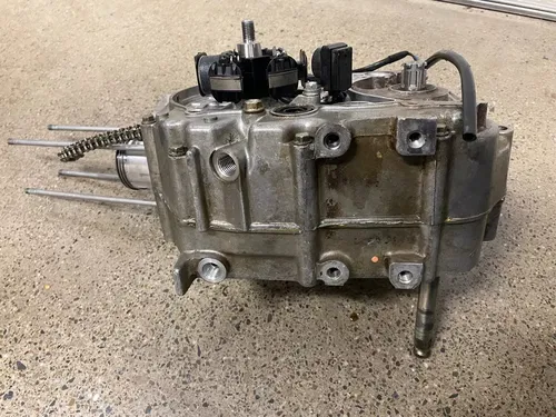 HONDA CRF110 CRF70 CRF 70 110 ENGINE BOTTOM END CASES CRANK STATOR TRANSMISSION