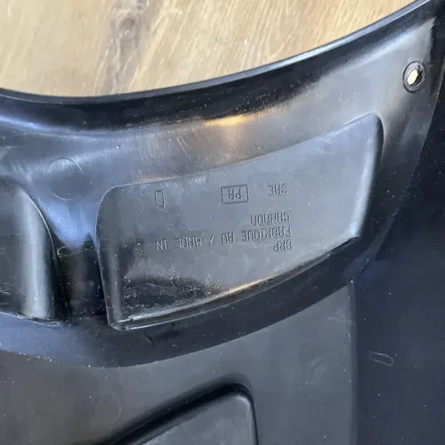 2008-2012 CAN AM CAN-AM SPYDER RS-S RIGHT SIDE COVER PLASTIC SHROUD 705001488