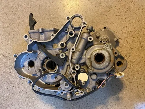 OEM SUZUKI LTR450 LTR 450 ENGINE MOTOR CRANK CASES CRANKCASES 2009 09 INNER L R