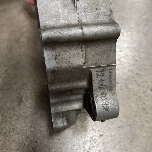 Yamaha YFZ450 2006-2013 YFZ 450 TRANSMISSION RIGHT GEAR CENTER CASE HALF ENGINE
