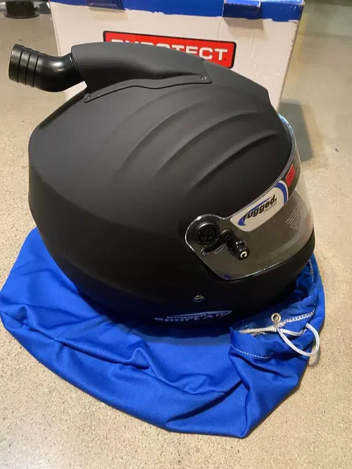 Pyrotect Sport Top Forced Air Duckbill HELMET MENS M MEDIUM MED FLAT BLACK
